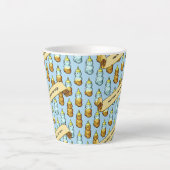 Grappige honingbeerfles knijp de dag! Patroon Latte Mok (Voorkant)