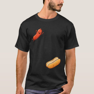 Grappige hotdog die in een broodje springt worst b t-shirt