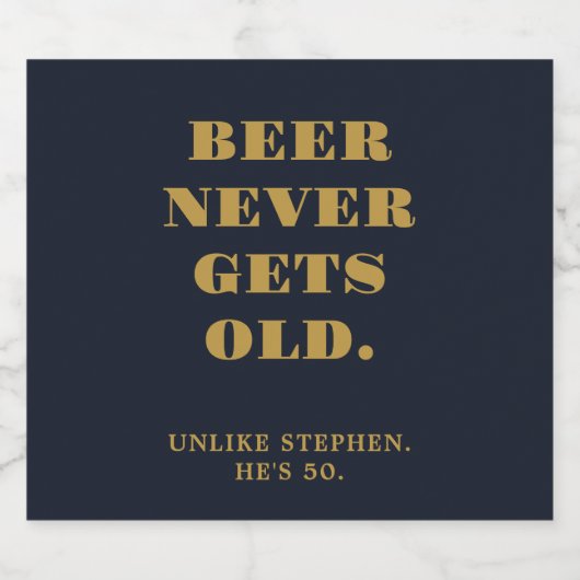 Grappige humoristische 50ste verjaardag Navy Blue Bier Etiket (Enkel label)