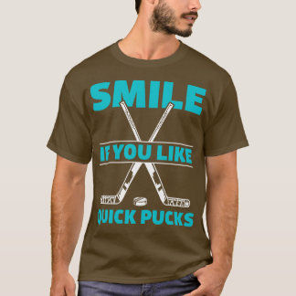 Grappige ijshockeyspeler Quick Pucks T-shirt