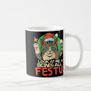 Grappige kat kerst kijk naar mij als een feestelij koffiemok