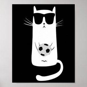 Grappige kat met zonnebril die voetbal speelt poster