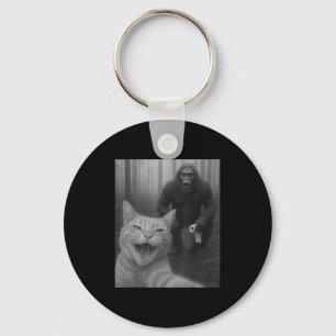 Grappige Kat Verrast Gelukkig Selfie Met Bigfoot S Sleutelhanger
