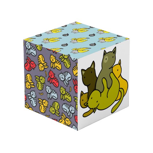 Grappige katten, melk en magie. kubus (Achter hoekig)