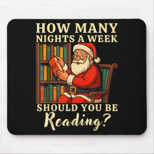 Grappige Kerstman Leest 67 Meme T-shirt Kerst Lera Muismat