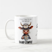 Grappige Koe Die Koffie Drinkt Typografie Koffiemok (Links)