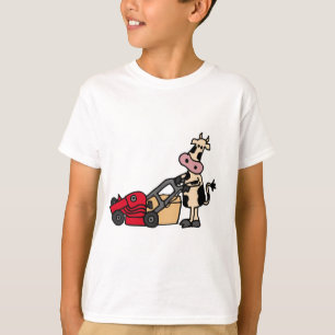 Grappige koe die rode grasmaaier cartoon duwt t-shirt