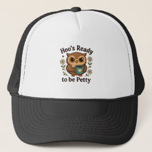 Grappige koffie-uil Hoo is klaar om kleinzielig t Trucker Pet