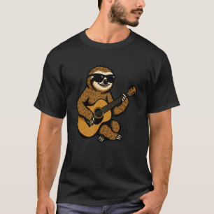 Grappige luiaard die een gitaar speelt met een zon t-shirt
