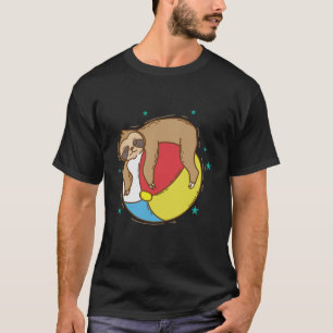 Grappige luiaard op een strandbal lui t-shirt
