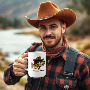 Grappige Mok Bass Vis met een Cowboy Pet