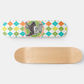 Grappige Mopshond; Kleurrijk Argyle patroon Skateboard (Horizontaal)
