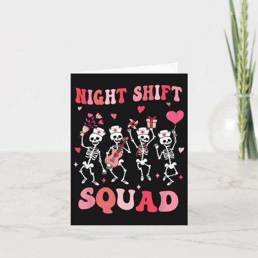 Grappige Night Shift Squad Verpleegkundigen Skelet Kaart (Voorkant)