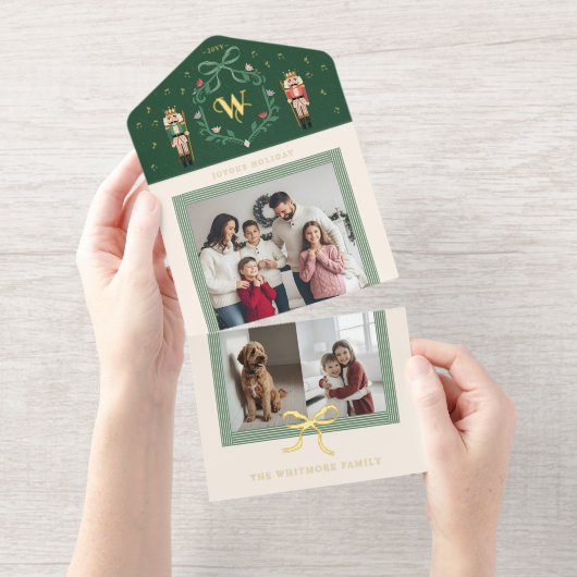 Grappige Notenkraker Kerst Monogram Bow Foto's All In One Uitnodiging (Uittrekbaar)