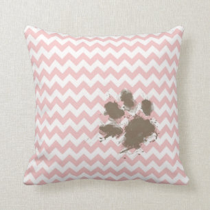 Grappige Paw Print op Baby Roze, Lichtroze Chevron Kussen