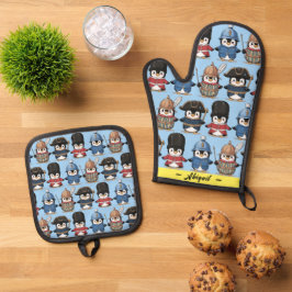 Grappige Penguin Royal Guard (gepersonaliseerd) Ovenwant & Pannenlap Set