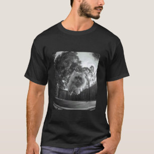 Grappige Perzische Kat die op Trampoline springt D T-shirt