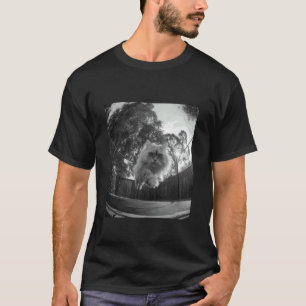 Grappige Perzische Kat die op Trampoline Springt D T-shirt