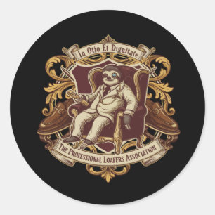 Grappige professionele nietsnut luiaard   In Otio  Ronde Sticker