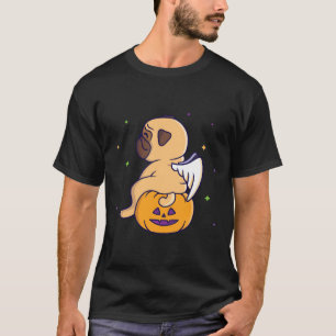 Grappige pug engel zittend op de pompoen 830 t-shirt