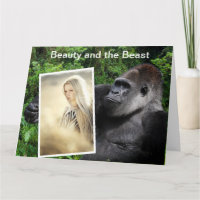 Grappige schoonheid en beest gorilla