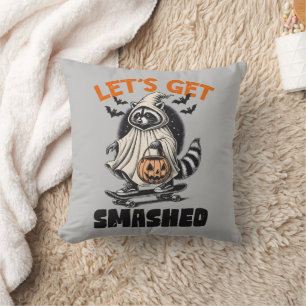 Grappige Skateboarding Raccoon Halloween Kussen