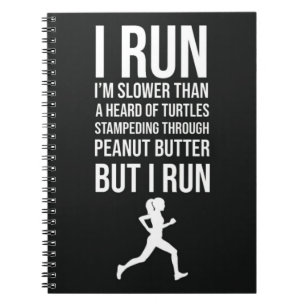 Grappige Slow Runner geschenken Running Team Humor Notitieboek