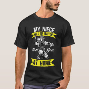 Grappige Softbal Catcher Oom Van Een Softbal Catch T-shirt