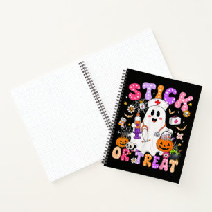 Grappige Stick Or Treat Schattige Verpleegster Gee Notitieboek
