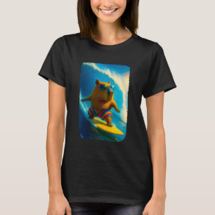 Grappige surfende capybara in regenboogshort t-shirt