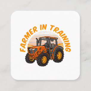 Grappige toekomstige boer in opleiding tractor lan vierkante visitekaartje