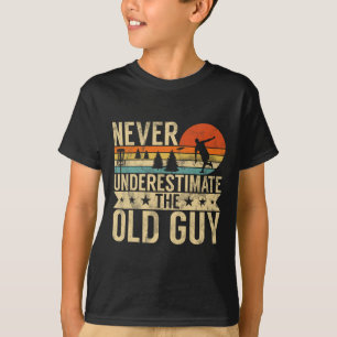 Grappige Ultimate Frisbee De Oude Man Disc Golf He T-shirt