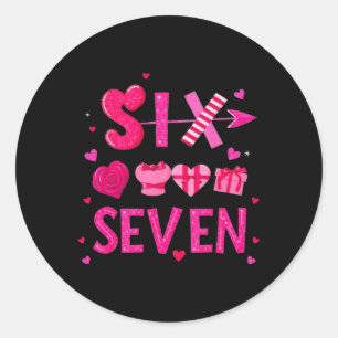 Grappige Valentijnsdag 67 Meme Zes Zeven 6 7 Valen Ronde Sticker