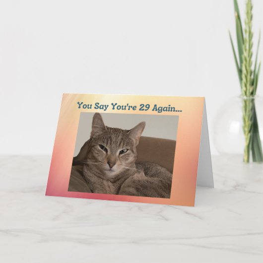 Grappige verjaardag Kaart met Skeptical Cat (Voorkant)