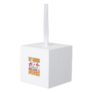 Grappige Verpleegster Halloween Mijn Bezem Brak Vi Kubus Ornament