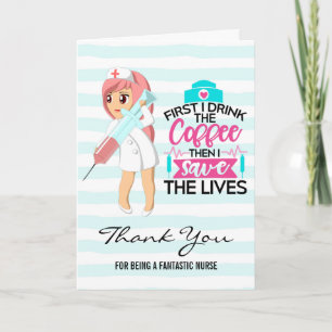 Grappige verpleegster zegswijze met grote injectie kaart