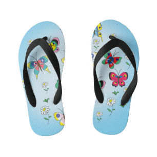 Grappige vlinders op de achtergrond van de hemel kinder teenslippers