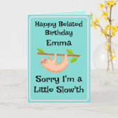 Grappige Vriend Vertraagd Verjaardagsluiaard Kaart (Gele Bloem)