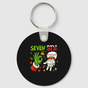 Grappige Zes Zeven 67 Meme 6 7 Kerst Elf Hand Jong Sleutelhanger