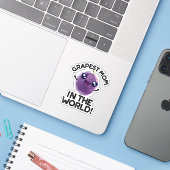 Grapste moeder in de wereld grappige fruitpun donk sticker (Laptop met iPhone)