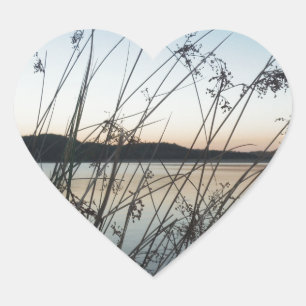 Grassen op het Sunset-meer Hart Sticker