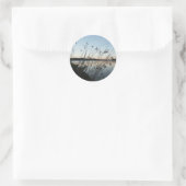 Grassen op het Sunset-meer Ronde Sticker (Tas)