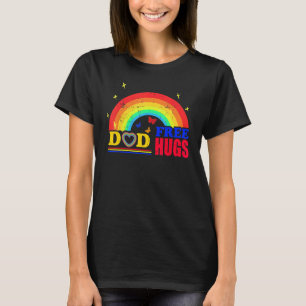 Gratis papa knuffels met regenboog vlag voor homo t-shirt