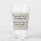 Gratitude Remains: Every Rhythm of L Mindful Sip Glas (Achterkant)