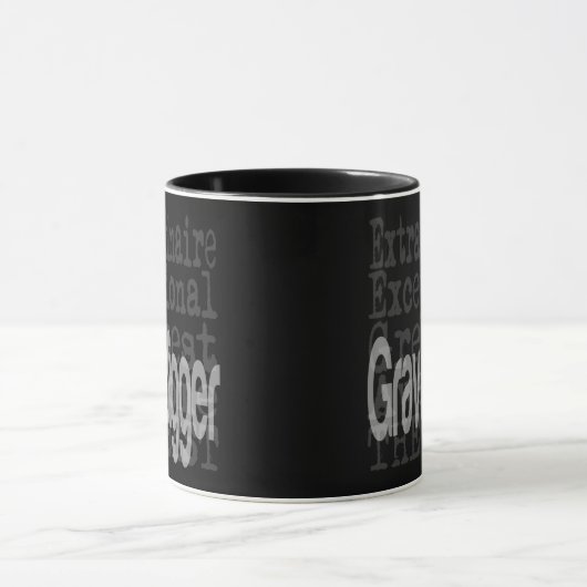 Gravedigger Extraordinaire Mok (Midden)