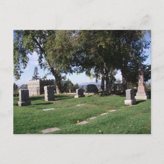 Graveyard Briefkaart (Voorkant)
