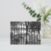 Graveyard Greetings. - BRIEFKAART 3 (Staand voorkant)
