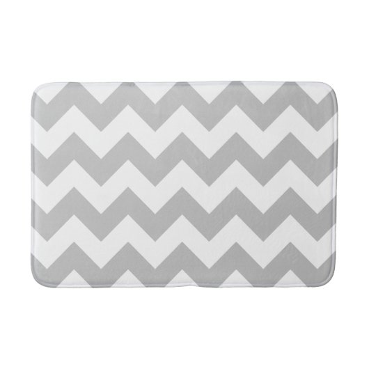 Gray and White Chevron Print Bath Mat (Voorkant)