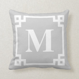 Gray and White Modern Greek Key Border Monogram Kussen