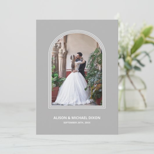 Gray Arch Custom Photo Weddenschap Reception Kaart (Staand voorkant)